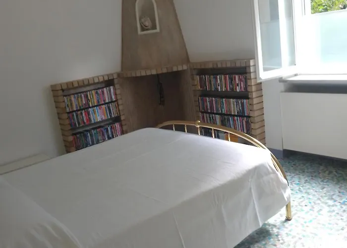 Villino Delle Rose Апартаменты Асти